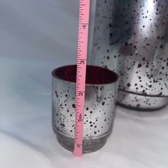 *Discontinued* Yankee Candle Holiday Speckled Silver and Red Candle Holder Set.